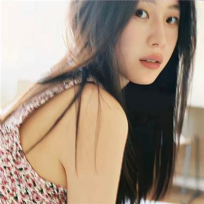不是挥手而是溺水